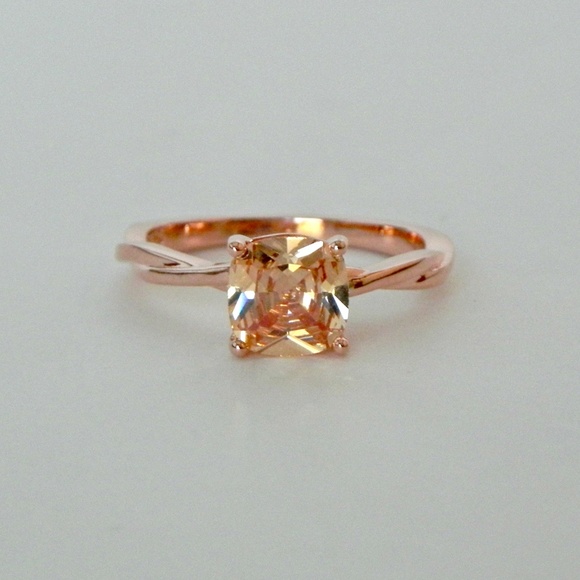 Jewelry - 14k Rose Gold Filled Morganite Solitaire Ring